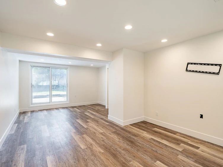 6304 Sundance Drive, Surrey, BC, V3S 8A9 - 23