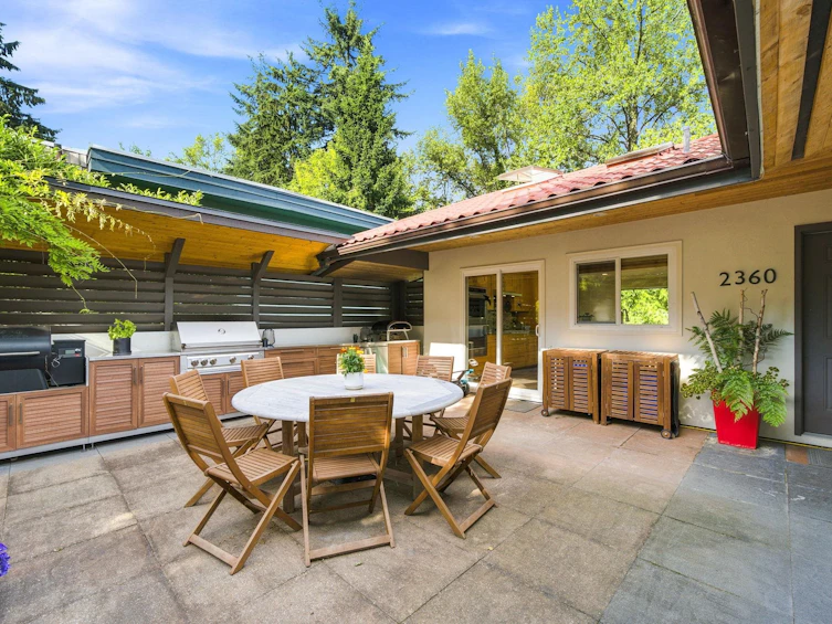 2360 Mackay Avenue, North Vancouver, BC, V7P 2M9 - 4