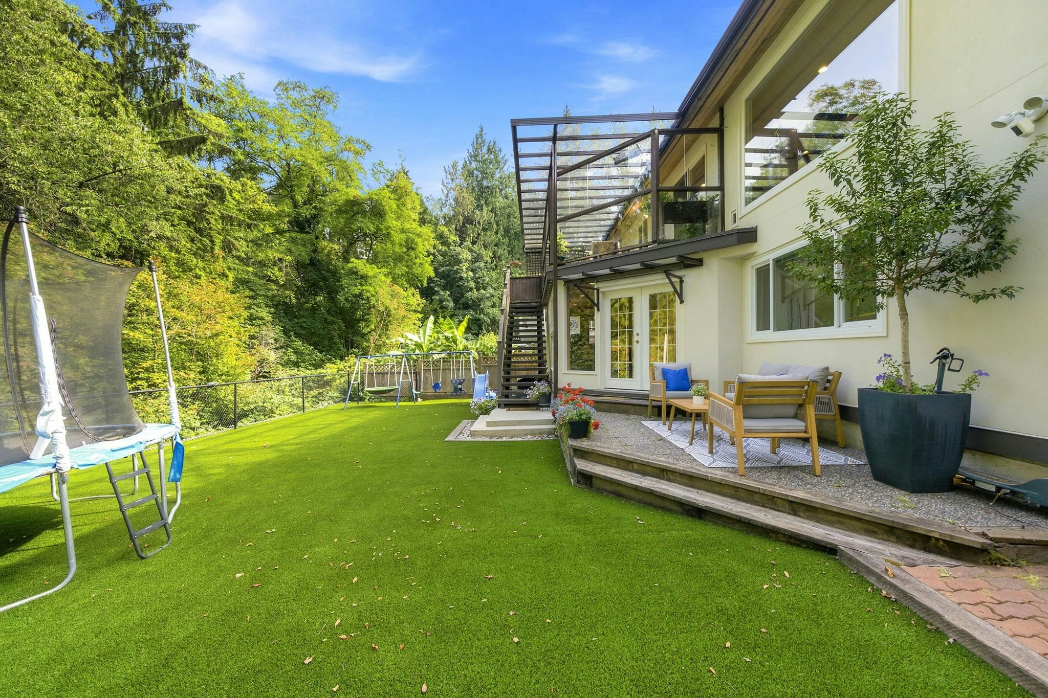 2360 Mackay Avenue, North Vancouver, BC, V7P 2M9 - 24