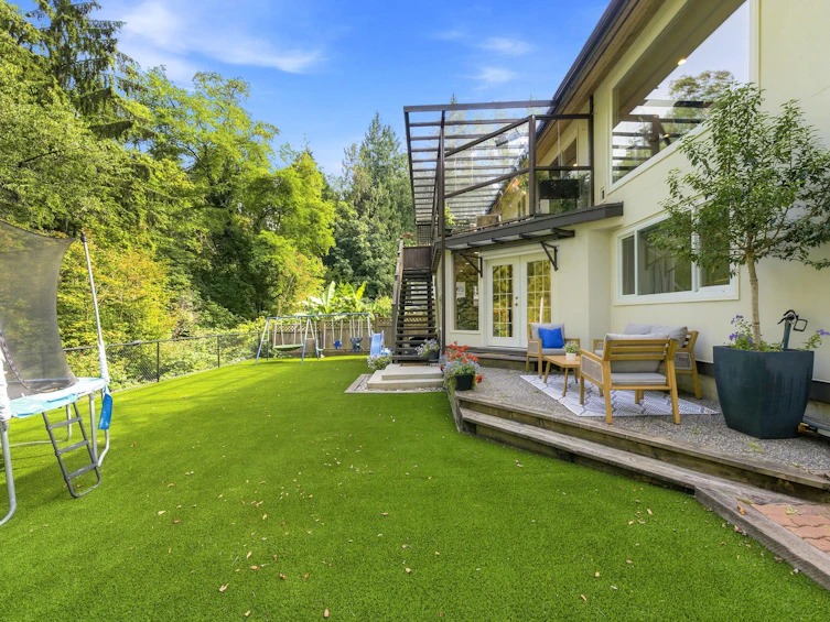 2360 Mackay Avenue, North Vancouver, BC, V7P 2M9 - 24