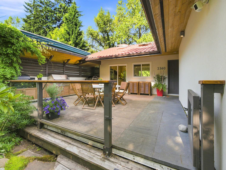 2360 Mackay Avenue, North Vancouver, BC, V7P 2M9 - 5