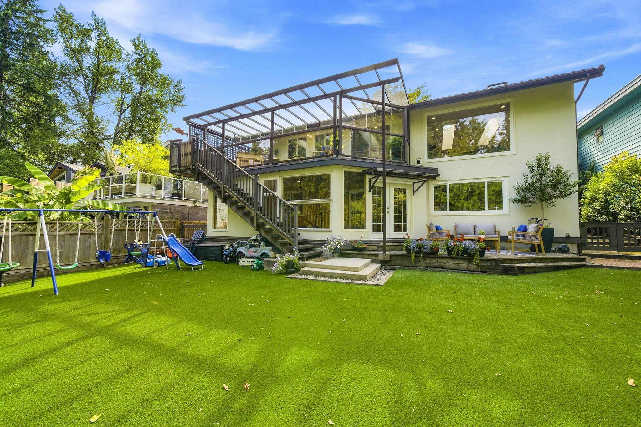 2360 Mackay Avenue, North Vancouver, BC, V7P 2M9 - 30