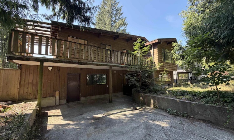 1175 Blue Heron Crescent