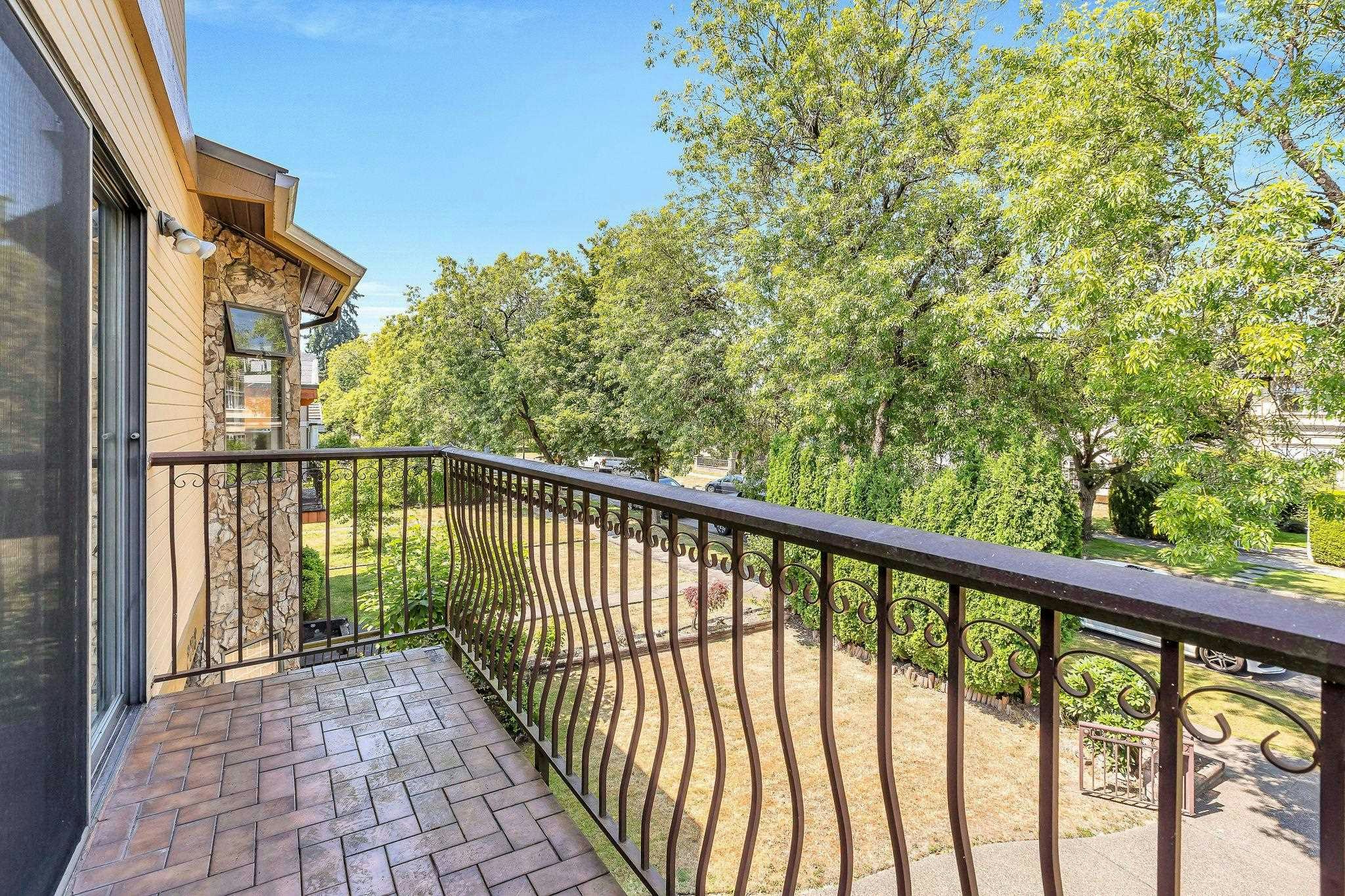 2718 W 19th Avenue, Vancouver, BC, V6L 1E3 - 21