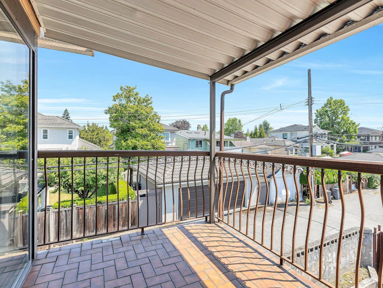 2718 W 19th Avenue, Vancouver, BC, V6L 1E3 - 24