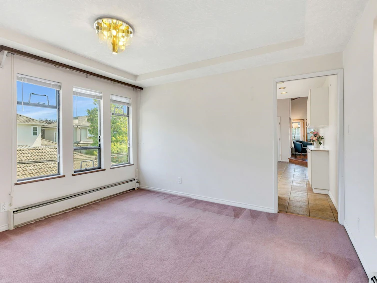 2718 W 19th Avenue, Vancouver, BC, V6L 1E3 - 6