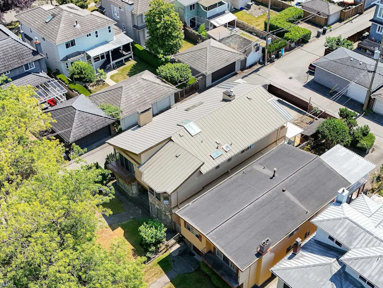 2718 W 19th Avenue, Vancouver, BC, V6L 1E3 - 38