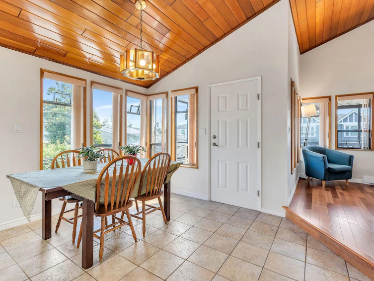 2718 W 19th Avenue, Vancouver, BC, V6L 1E3 - 10