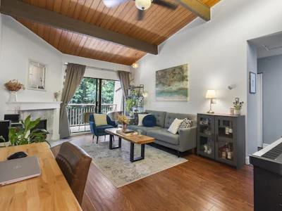 311-9101 Horne Street - 4