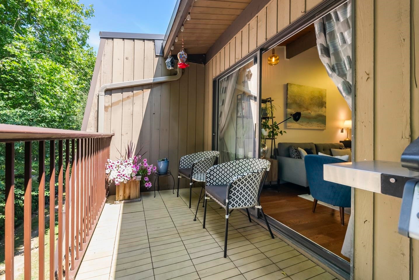 311-9101 Horne Street, Burnaby, BC, V3N 4M3 - 23