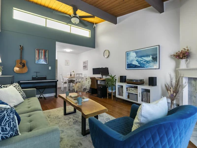 311-9101 Horne Street - 5