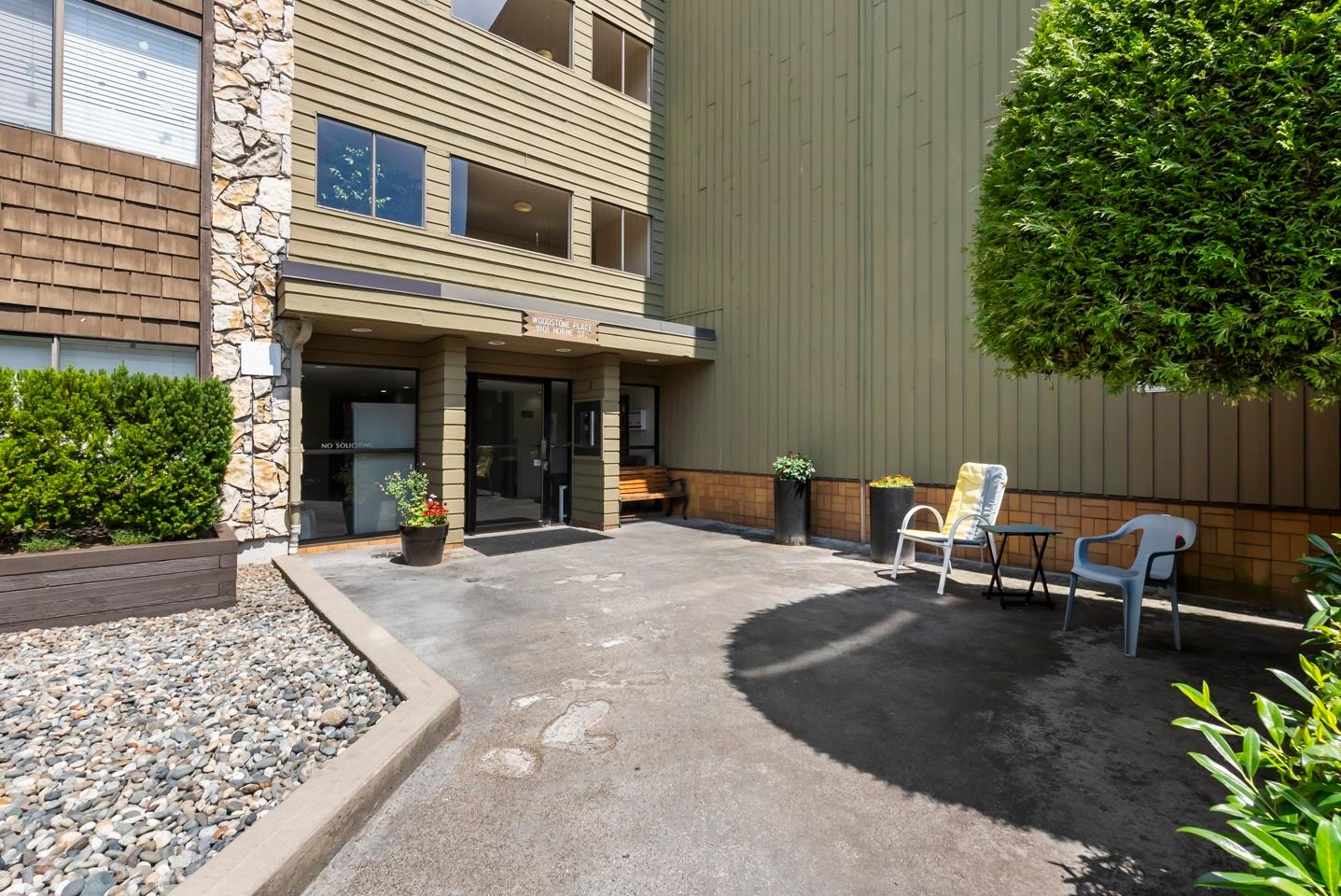 311-9101 Horne Street, Burnaby, BC, V3N 4M3 - 28