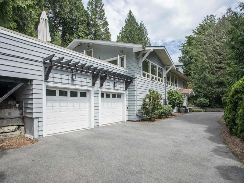 5770 Primrose Place, West Vancouver BC V7W 2V3