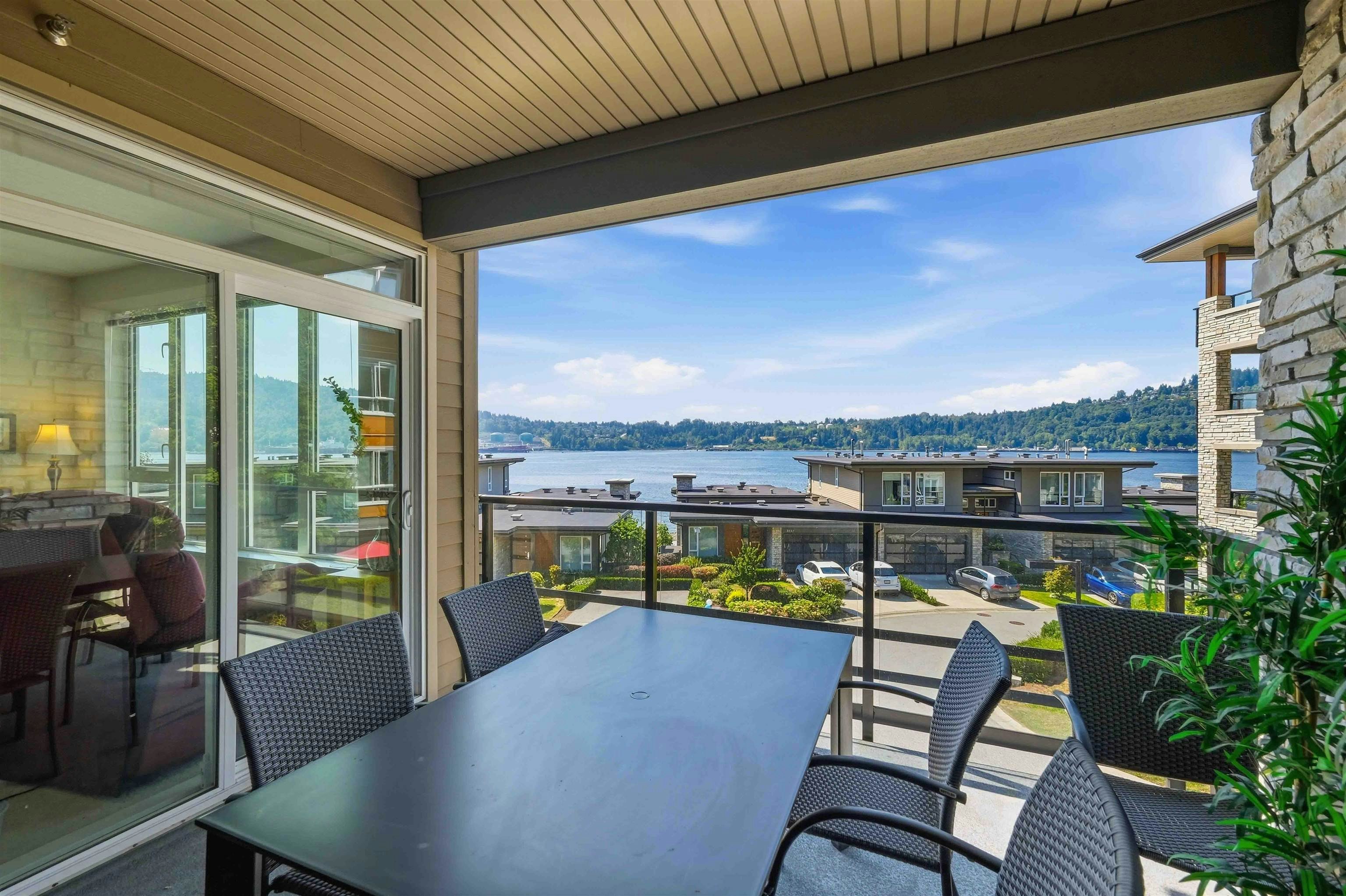 203-3911 Cates Landing Way, North Vancouver, BC, V7G 0A6 - 25