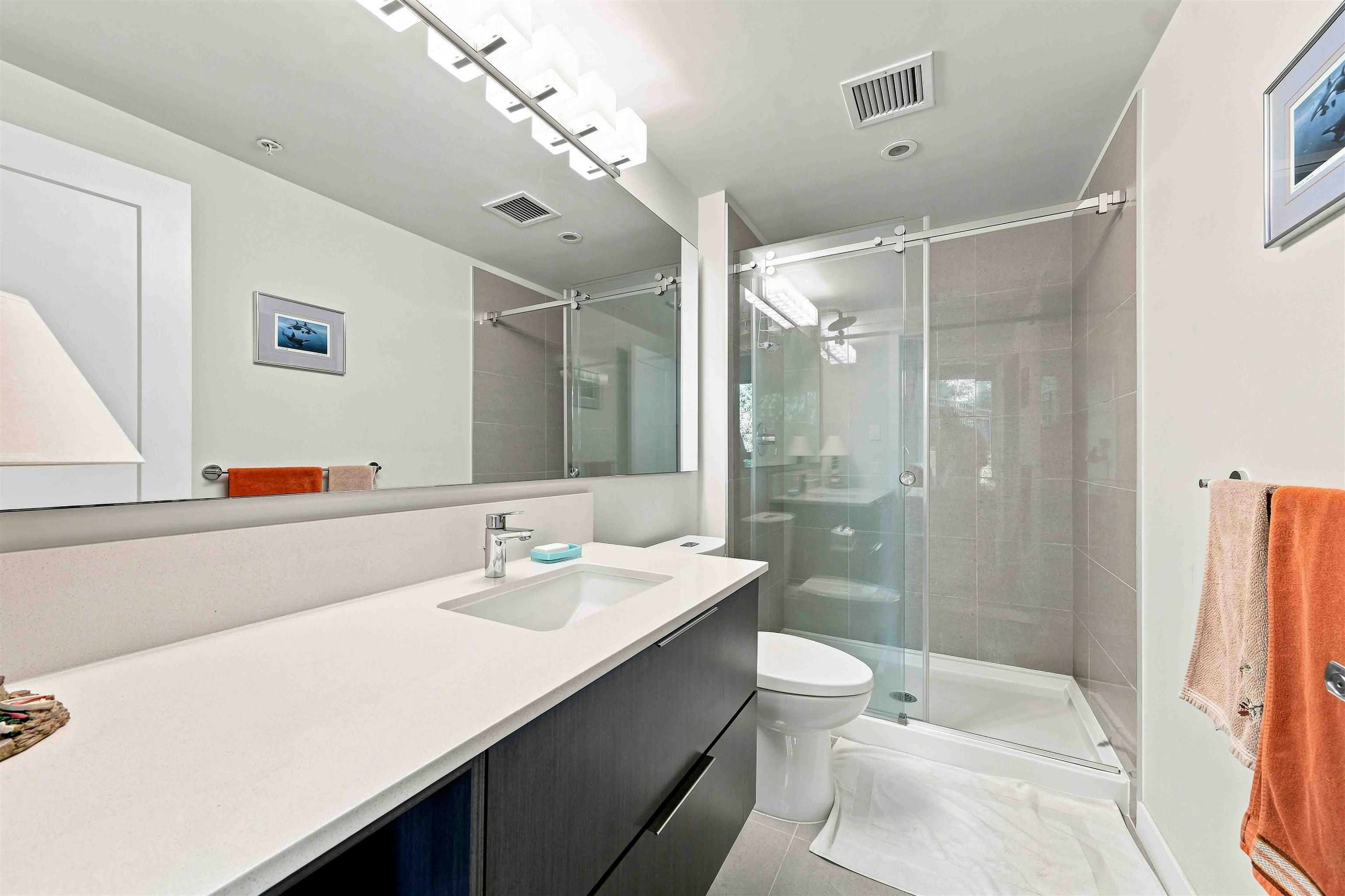 203-3911 Cates Landing Way, North Vancouver, BC, V7G 0A6 - 31