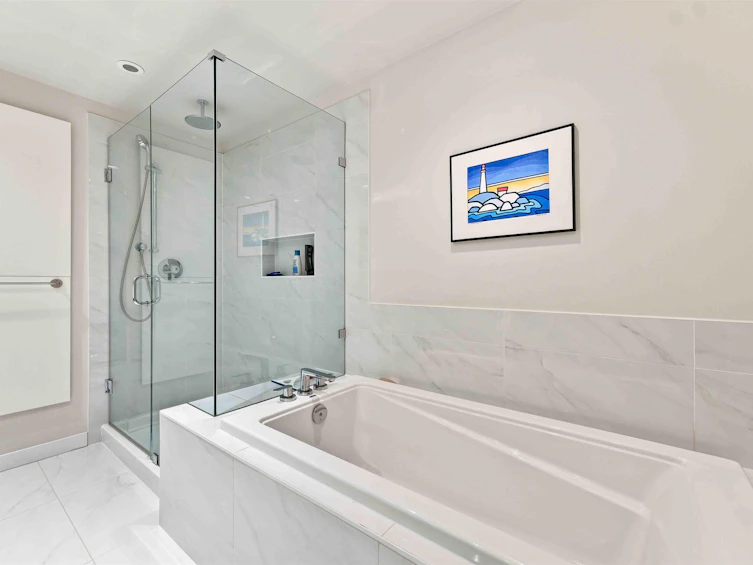 203-3911 Cates Landing Way, North Vancouver, BC, V7G 0A6 - 24