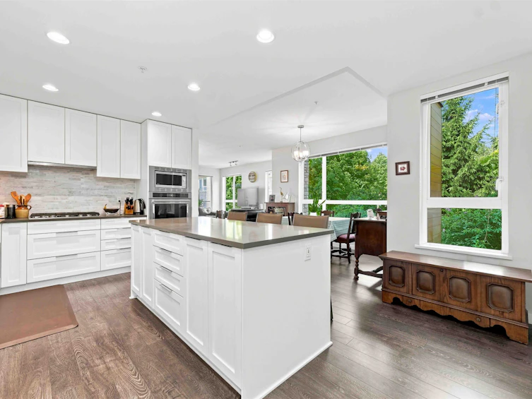 203-3911 Cates Landing Way, North Vancouver, BC, V7G 0A6 - 4