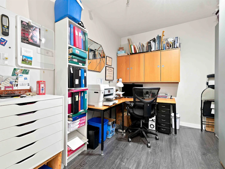 203-3911 Cates Landing Way, North Vancouver, BC, V7G 0A6 - 33