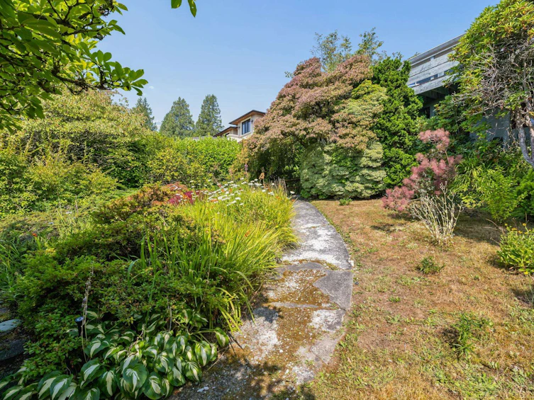 2575 Queens Avenue, West Vancouver, BC, V7V 2Y9 - 33