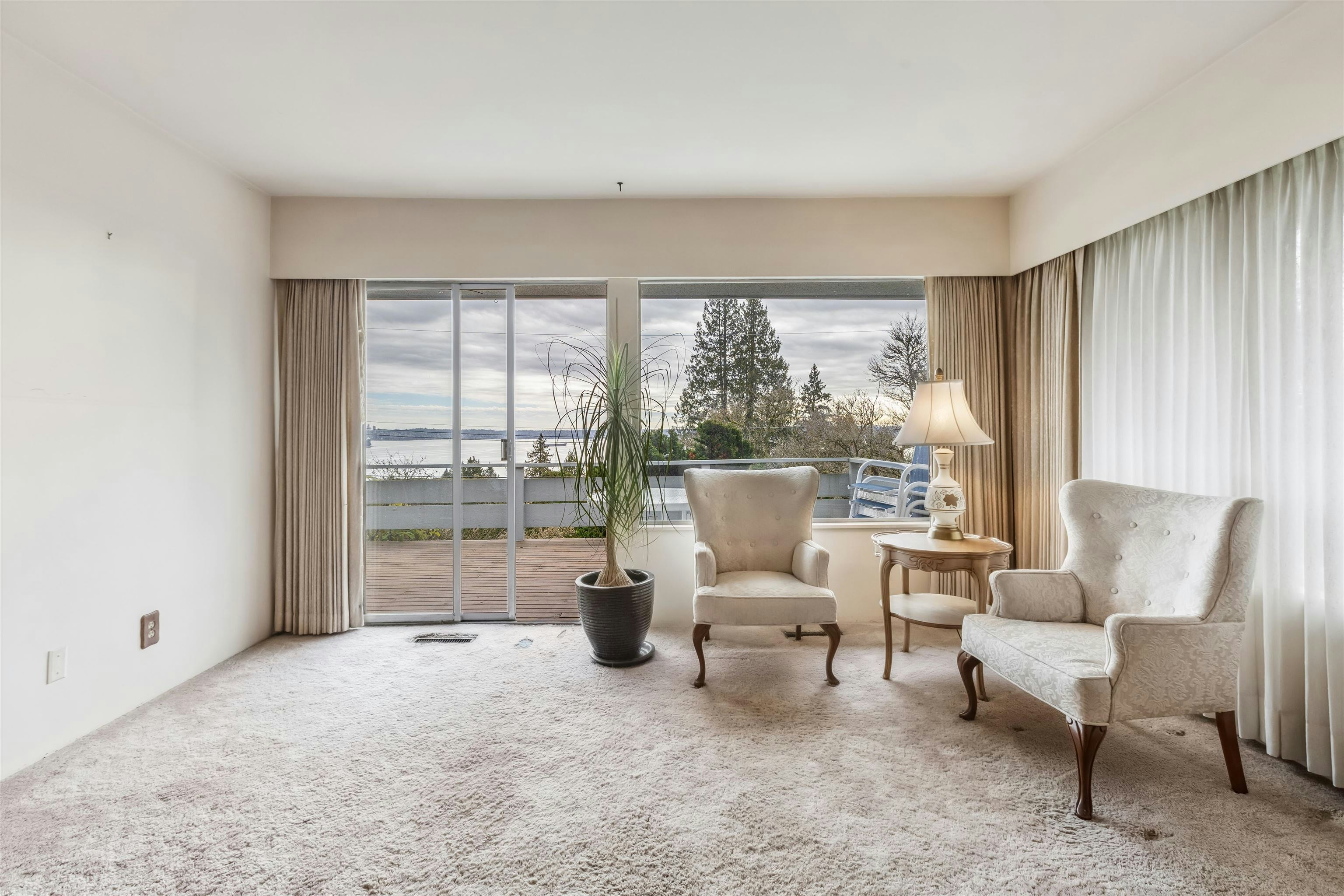 2575 Queens Avenue, West Vancouver, BC, V7V 2Y9 - 9