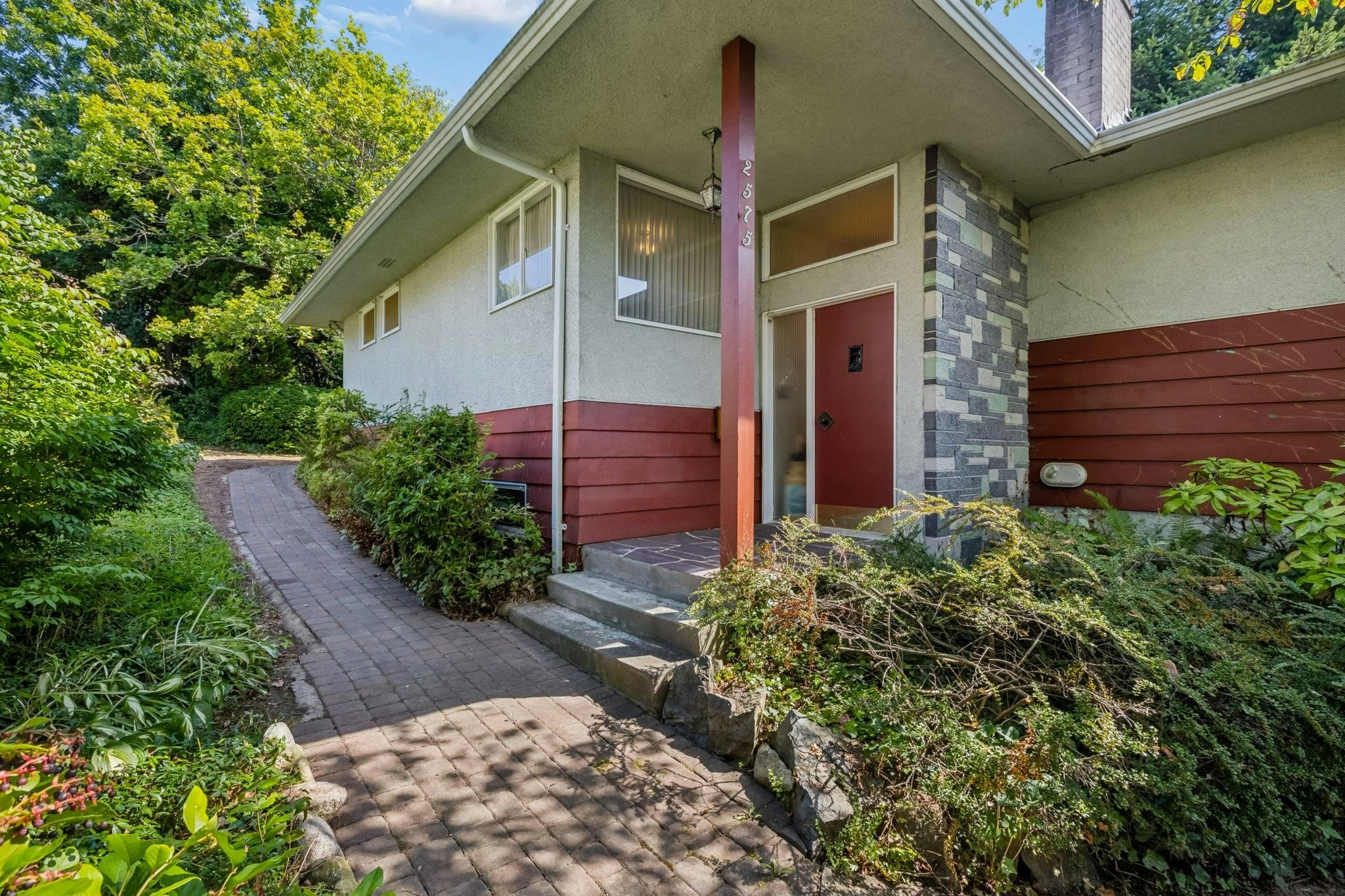 2575 Queens Avenue, West Vancouver, BC, V7V 2Y9 - 4