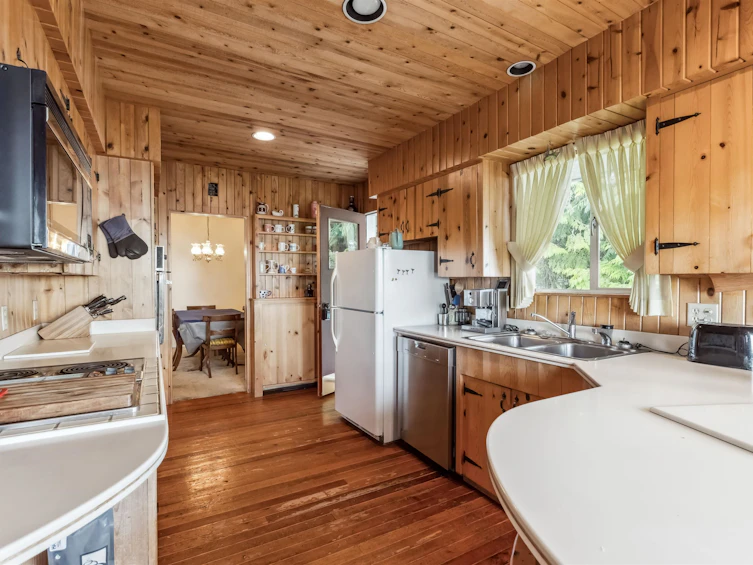 2575 Queens Avenue, West Vancouver, BC, V7V 2Y9 - 13