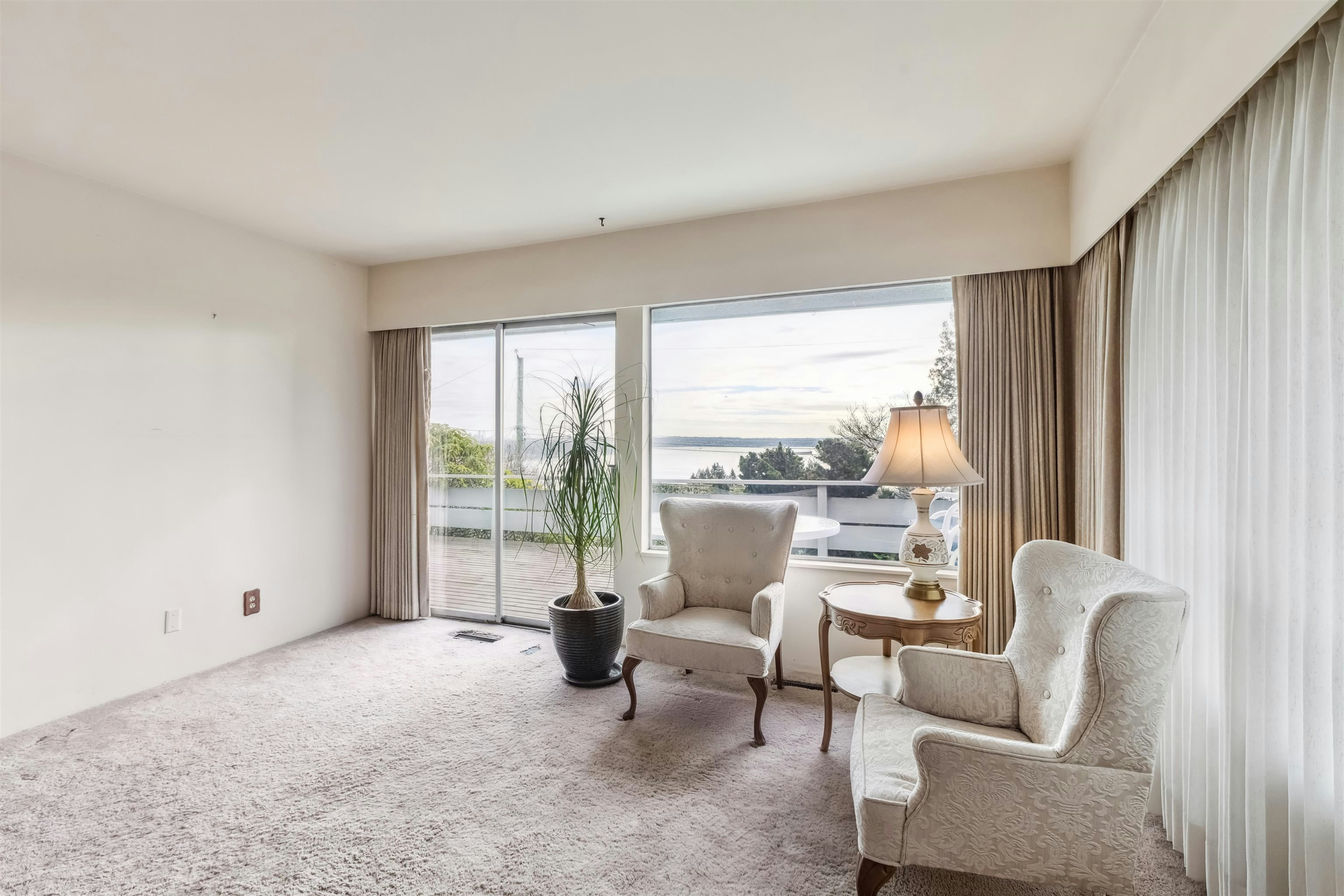 2575 Queens Avenue, West Vancouver, BC, V7V 2Y9 - 8