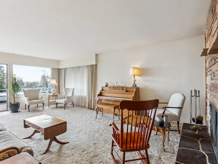 2575 Queens Avenue, West Vancouver, BC, V7V 2Y9 - 5