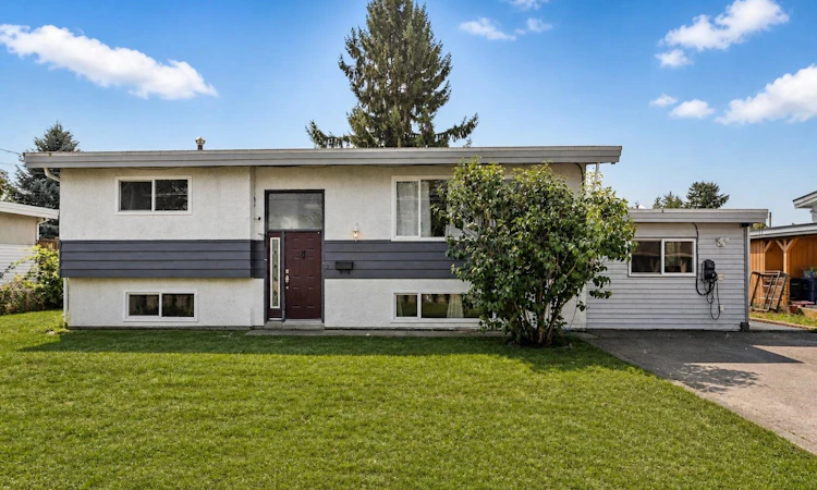 46396 Strathcona Road
