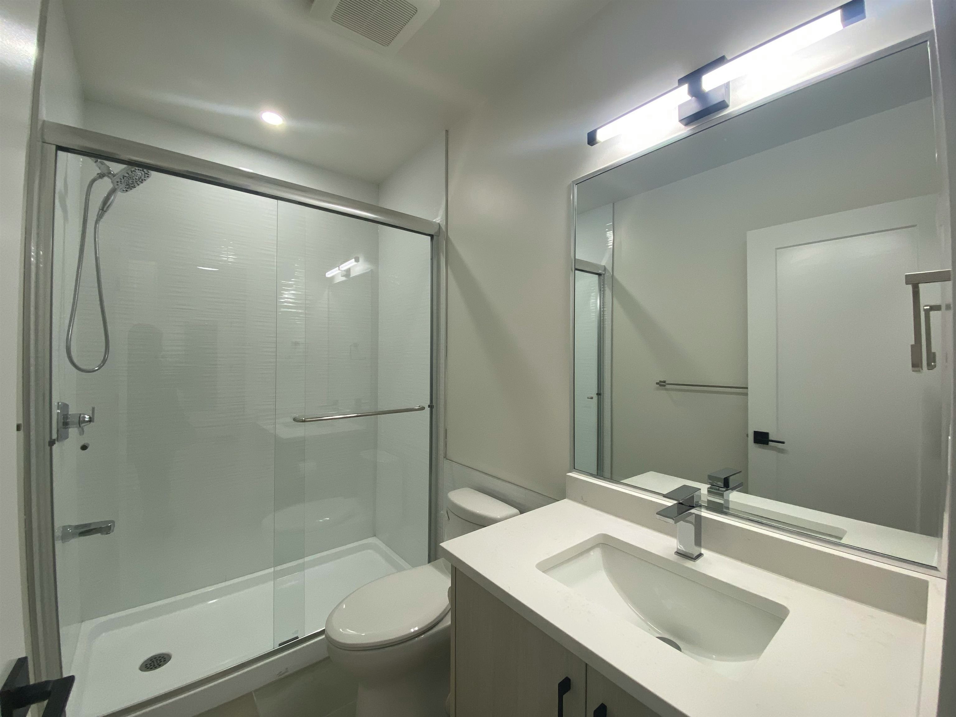 2 Bed Suite-7542 Lindrick Court, Burnaby, BC, V5A 3Y5 - 9