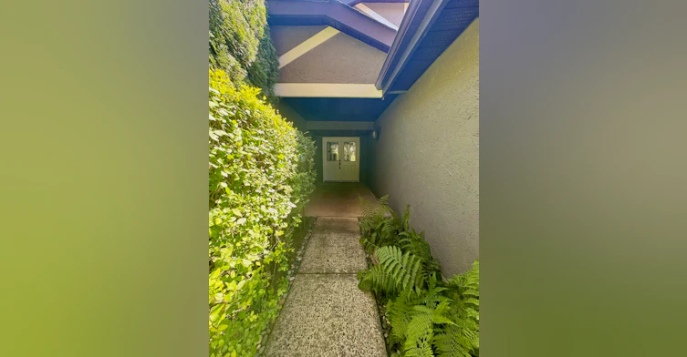 1032 Cornwall Drive, Port Coquitlam, BC, V3B 5X1 - 3