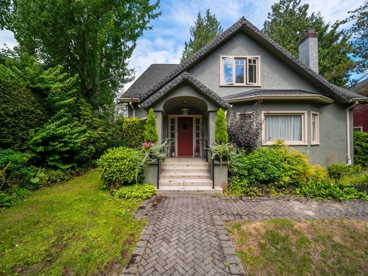 4655 W 6th Avenue, Vancouver, BC, V6R 1V6 - 2
