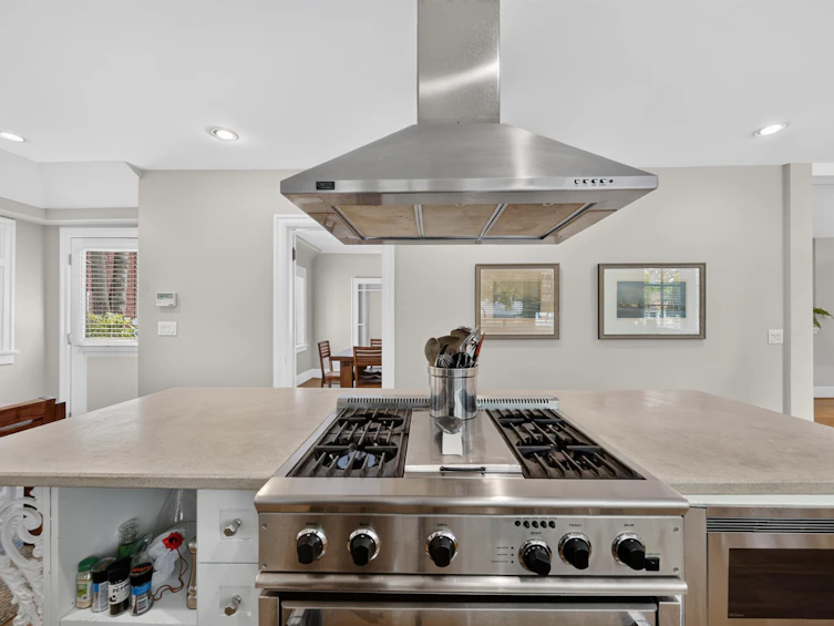 4655 W 6th Avenue, Vancouver, BC, V6R 1V6 - 13