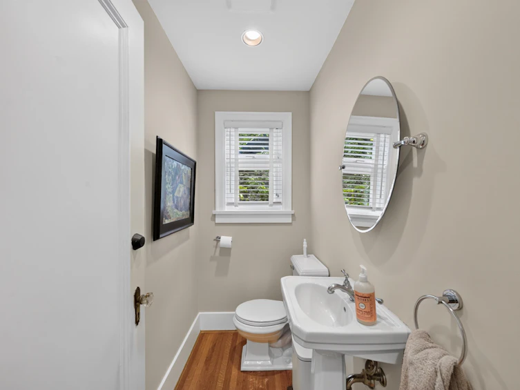 4655 W 6th Avenue, Vancouver, BC, V6R 1V6 - 25