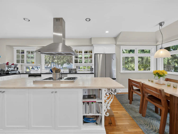 4655 W 6th Avenue, Vancouver, BC, V6R 1V6 - 12
