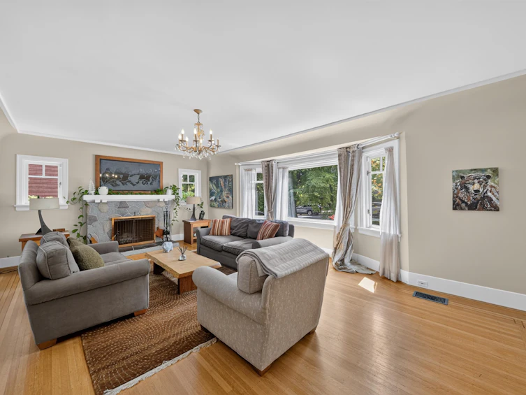 4655 W 6th Avenue, Vancouver, BC, V6R 1V6 - 18