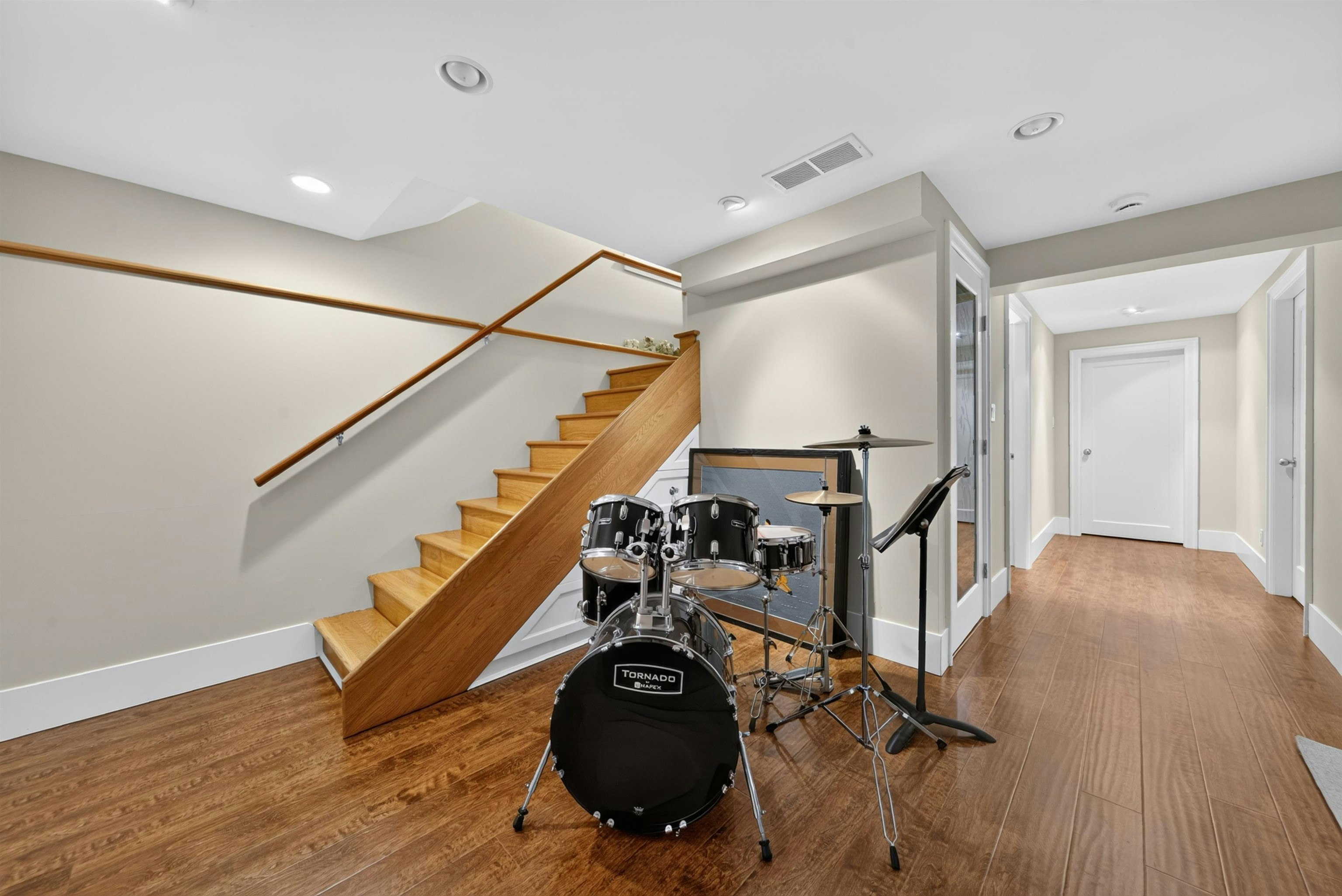 4655 W 6th Avenue, Vancouver, BC, V6R 1V6 - 24