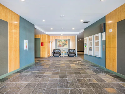 1006-8180 Granville Avenue - 3