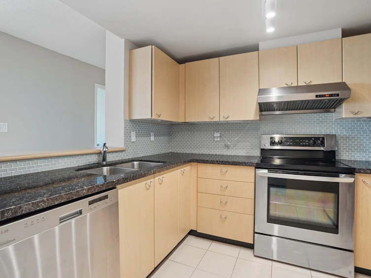 1006-8180 Granville Avenue, Richmond, BC, V6Y 4G1 - 17