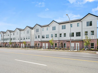 6-31981 Coral Avenue - 2