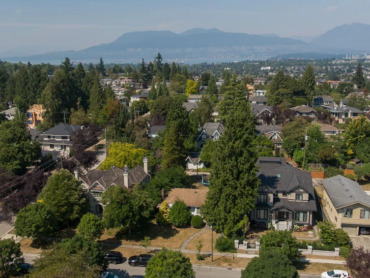 2677 W 35th Avenue, Vancouver, BC, V6N 2L9 - 10