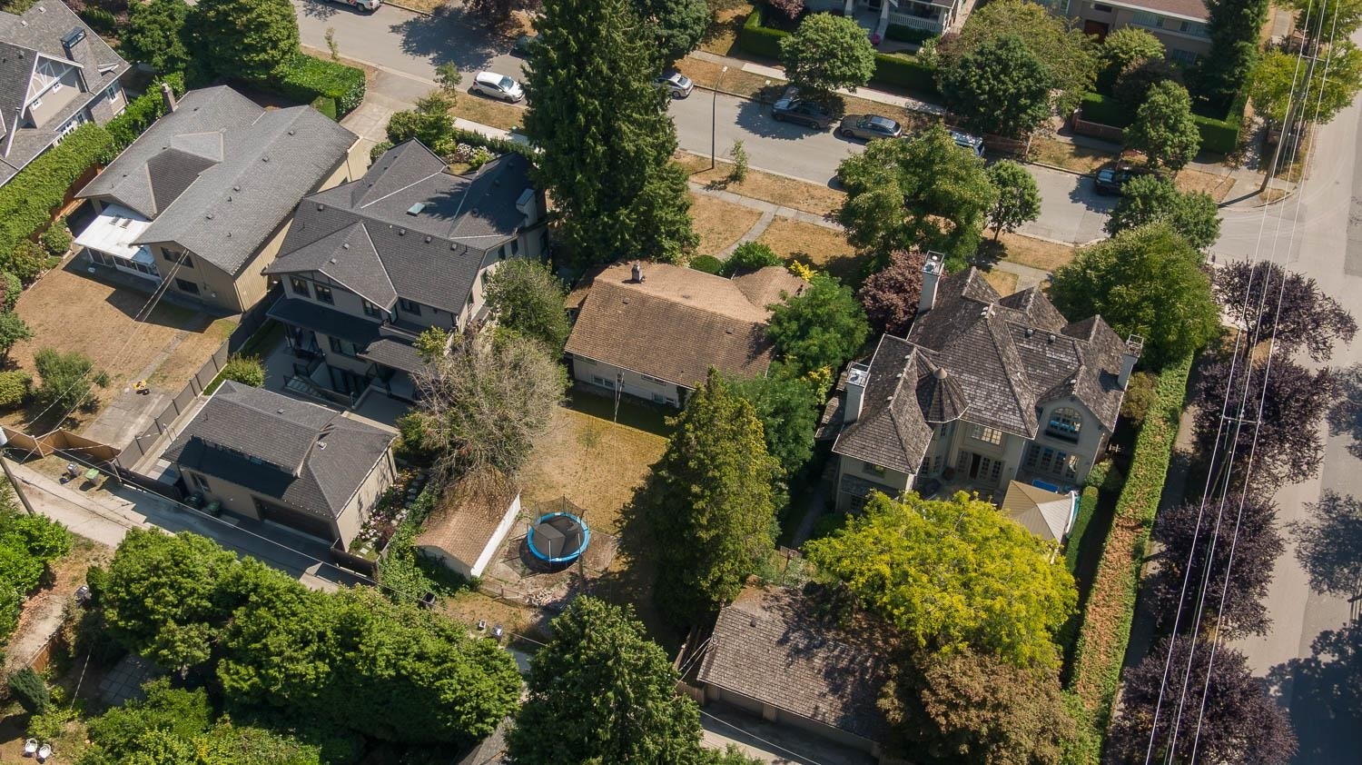 2677 W 35th Avenue, Vancouver, BC, V6N 2L9 - 8