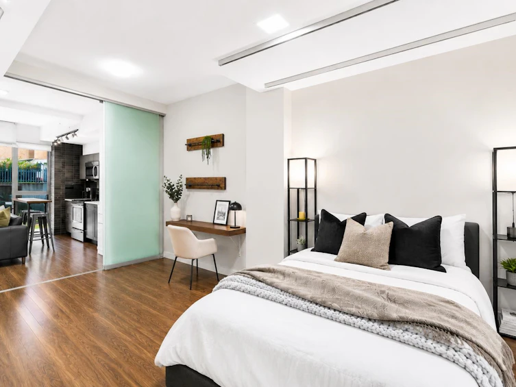 101-2511 Quebec Street, Vancouver, BC, V5T 0B6 - 16