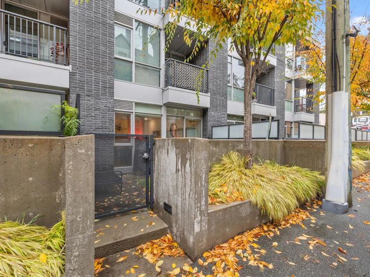 101-2511 Quebec Street, Vancouver, BC, V5T 0B6 - 22