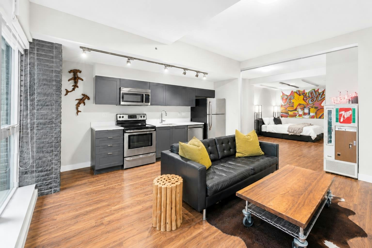 101-2511 Quebec Street, Vancouver, BC, V5T 0B6 - 6