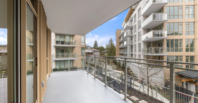 204-2325 Emery Court, North Vancouver, BC, V7J 0E3 - 11