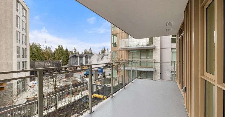 204-2325 Emery Court, North Vancouver, BC, V7J 0E3 - 12