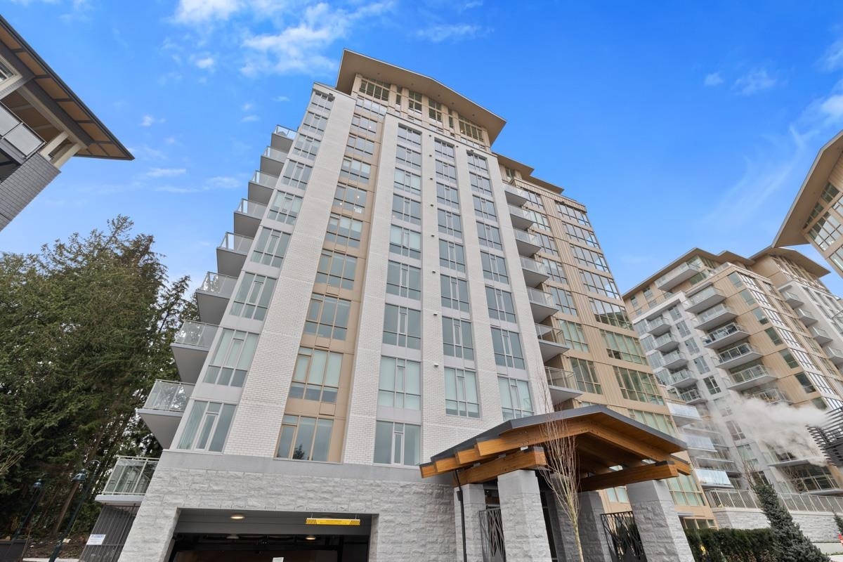 204-2325 Emery Court, North Vancouver, BC, V7J 0E3
