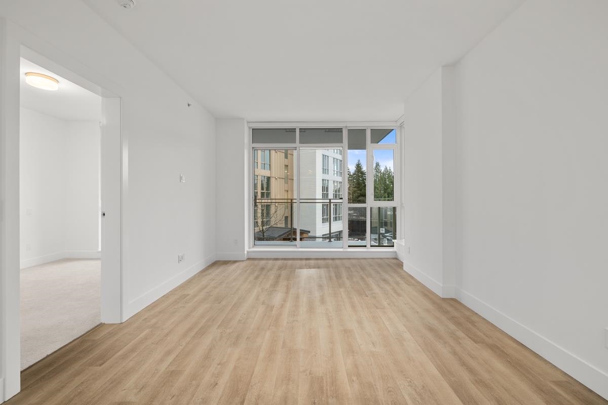 204-2325 Emery Court, North Vancouver, BC, V7J 0E3 - 8