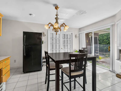 3780 Cunningham Drive - 4